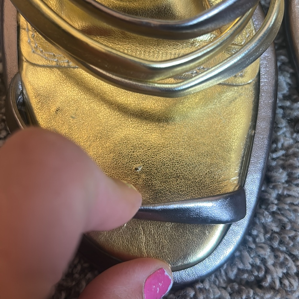 FARM Rio Shiny Gold Multi-Strap Slide Sandals - Picture 8 of 9